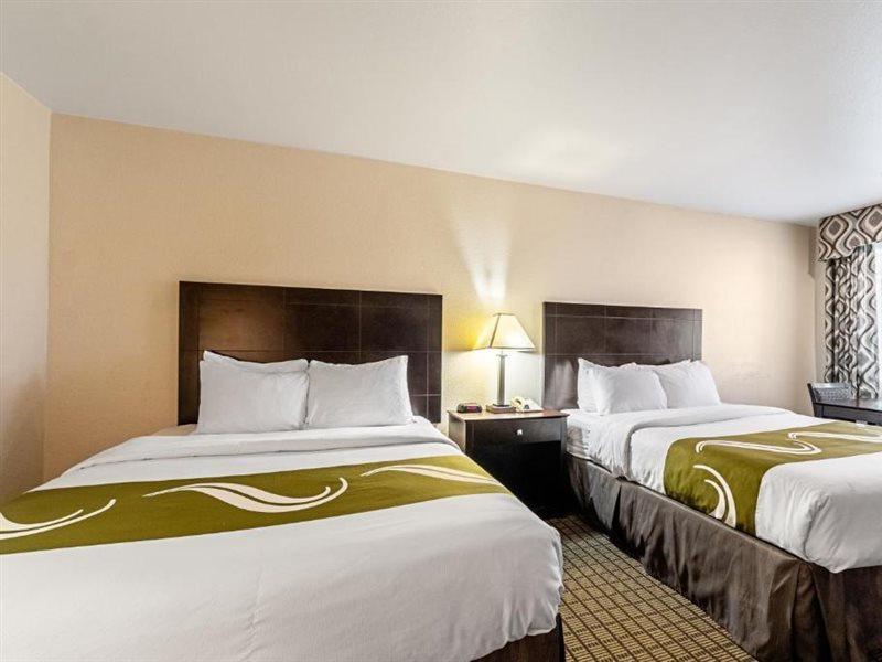Quality Inn Three Rivers Bagian luar foto