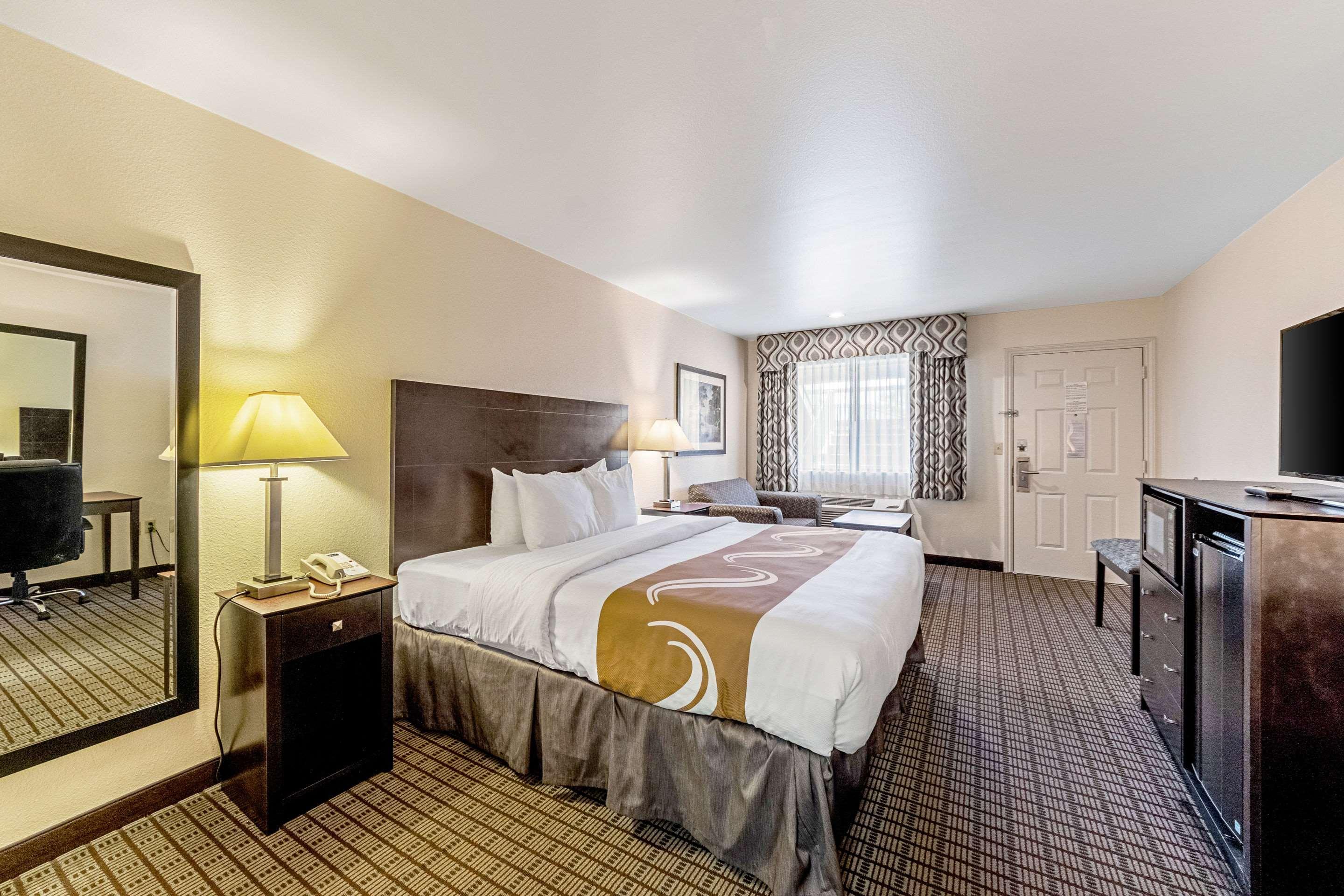 Quality Inn Three Rivers Bagian luar foto