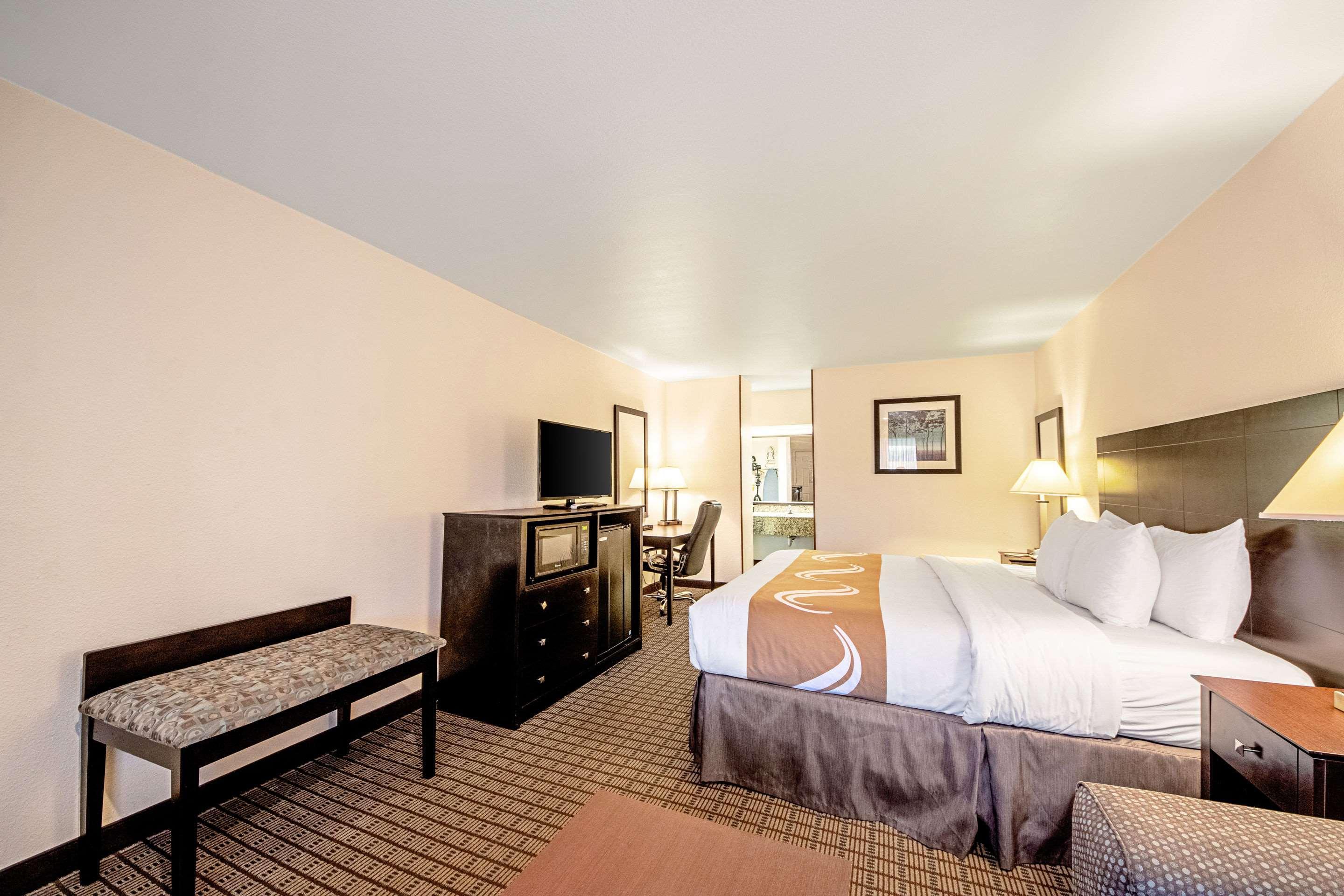 Quality Inn Three Rivers Bagian luar foto